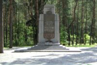 Aukštieji Paneriai 1941–1944 m. tapo masinių žudyniu vieta. Galėjo būti nužudyta apie 100 000 įvairių tautybių žmonių, iš jų apie 70 000 žydų
