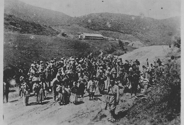 Osmanų imperijos armėnų genocidas: per deportacijas ir žudynes žuvo apie 1–1,5 mln. armėnų
